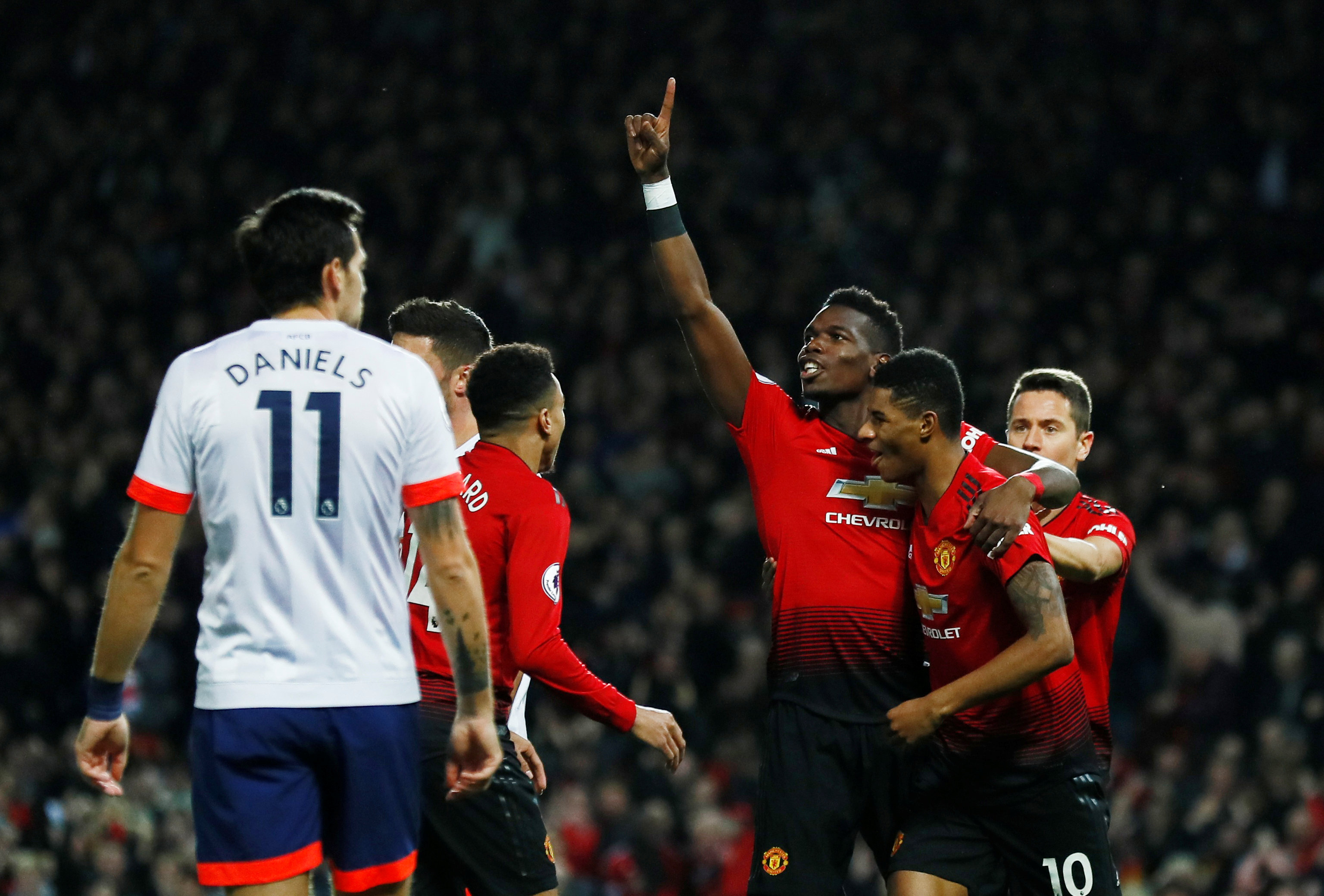 中的表现无 中的表现无